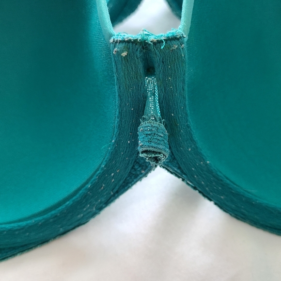 2x Freya Underwired Moulded Plunge Bra (UK size: 30F) - Picture 6 of 13